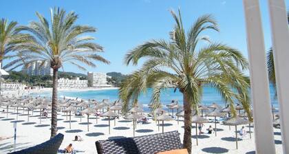 House (56 sqm) with a large garden (400 sqm) - just 800 meters to the beach