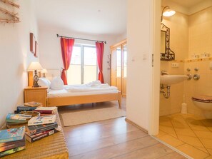 2 Schlafzimmer, Reisekinderbett, WLAN, Bettwäsche