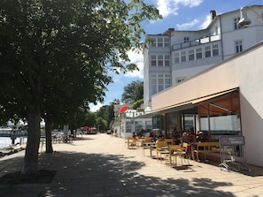 Outdoor dining - Apartment No. 10 in the sun - App. 10 - Penthouse / 4 pers (Sassnitz)