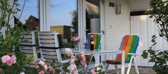 Bright, family-friendly house near the dyke with wallbox