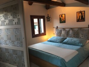 1 bedroom, iron/ironing board, free WiFi, bed sheets