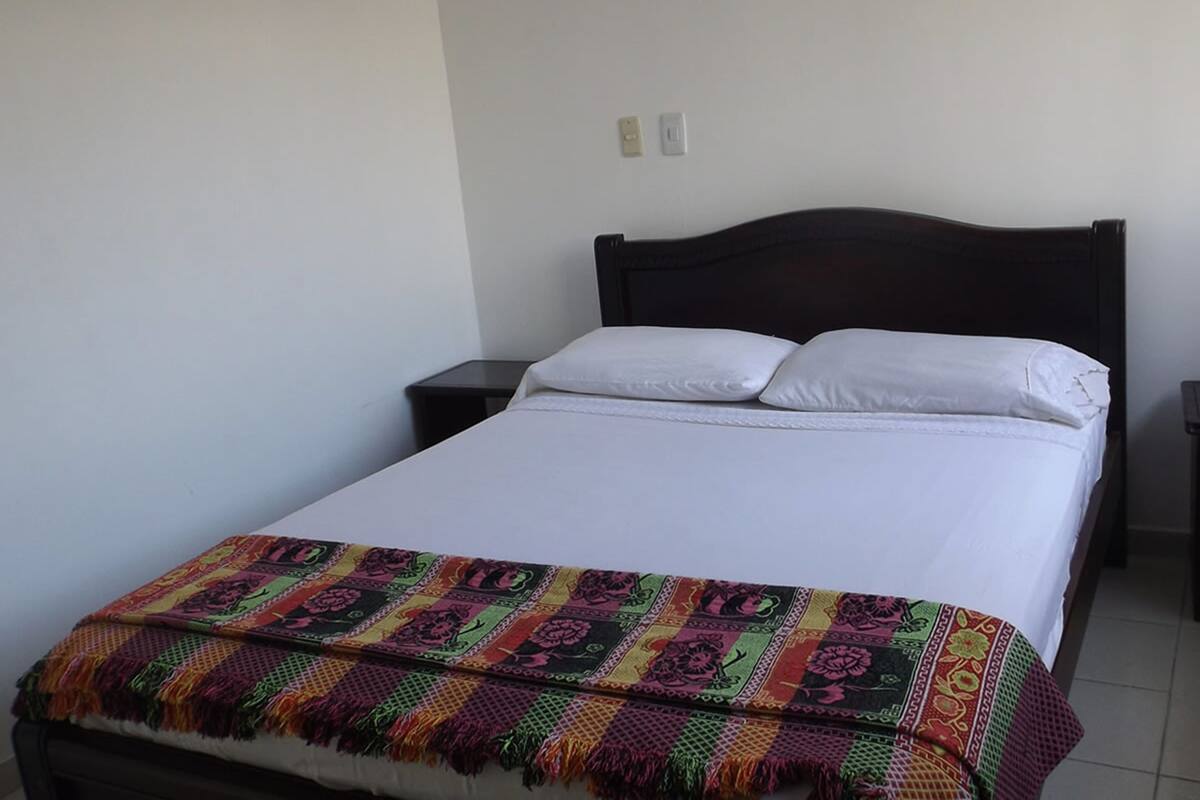 Desk, laptop workspace, WiFi (free), bed sheets