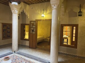 Wi-fi (inkludert) og sengetøy