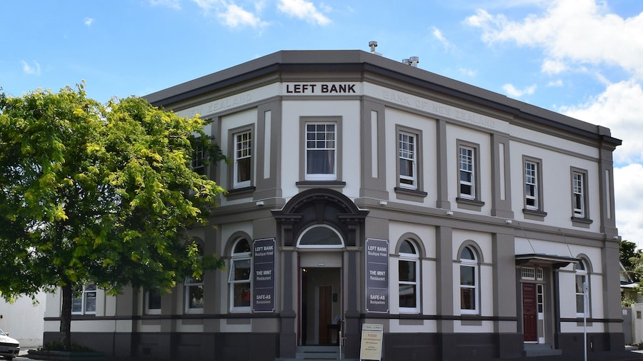 Left Bank