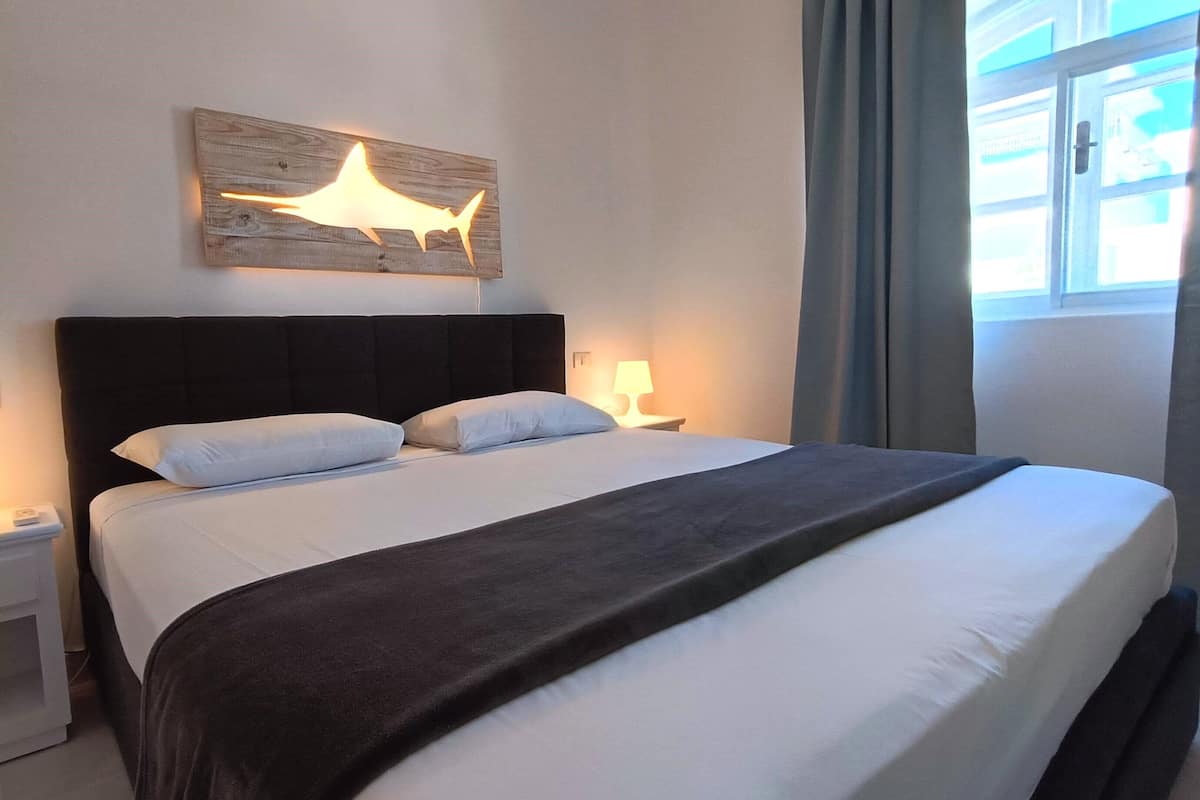 In-room safe, cots/infant beds, free WiFi, bed sheets
