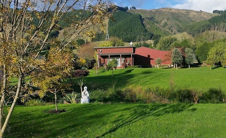 Exterior. Matai Huka Boutique Accommodation