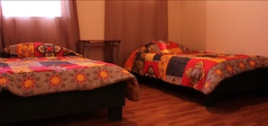 Standard Twin Room, 2 Single Beds, Non Smoking | Free WiFi