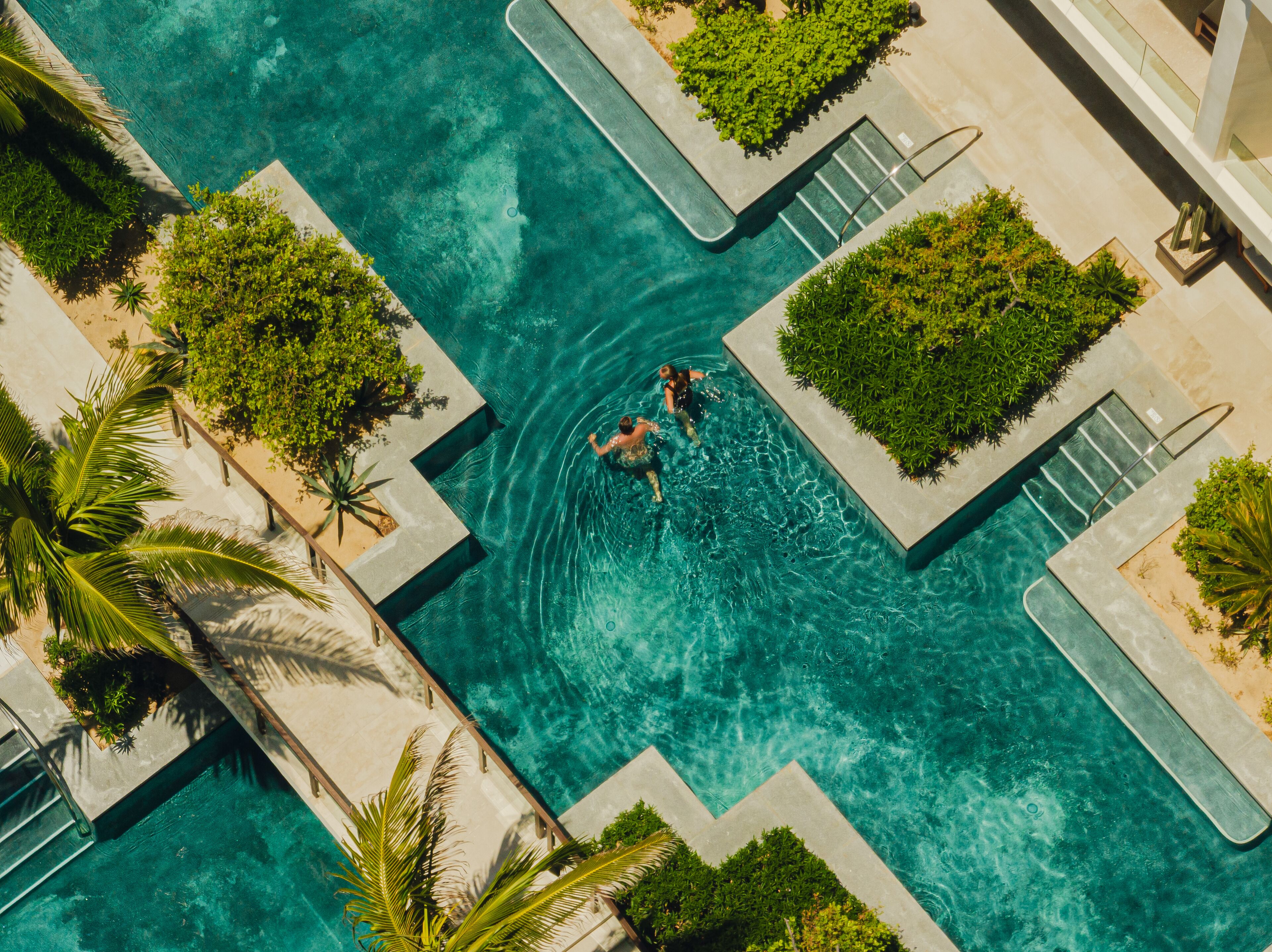 Egyptian cotton sheets, premium bedding, down duvets, minibar