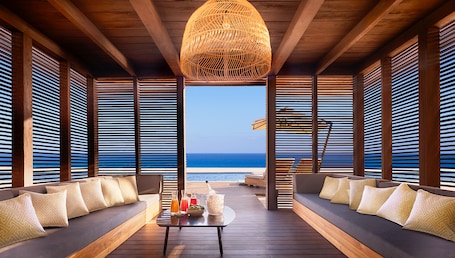 4 outdoor pools, pool cabanas (surcharge), pool umbrellas. Nobu Hotel Los Cabos