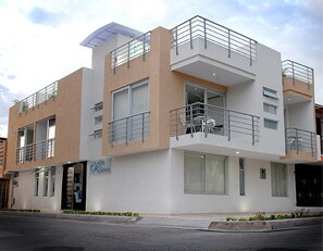 Fachada da propriedade