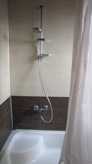 Dusche, Hausschuhe