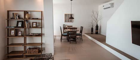 Luxury House, 2 Bedrooms, City View | 2 bedrooms, premium bedding, memory foam beds, laptop workspace