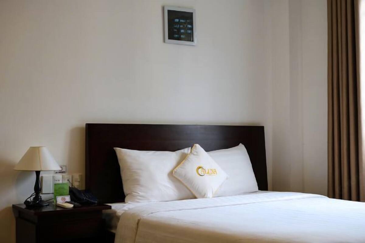 Minibar, caja fuerte, wifi gratis