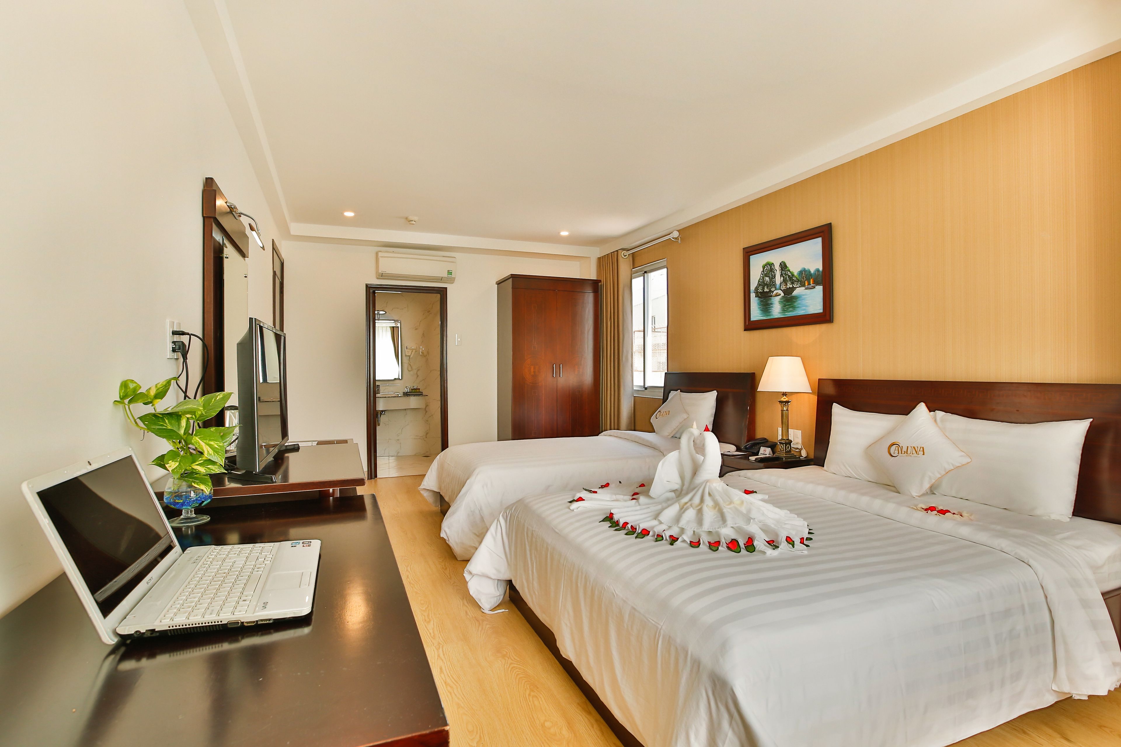 Family Room, with Window