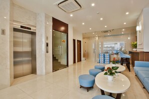 Interior - Aluna Ben Thanh Hotel (Ho Chi Minh City)