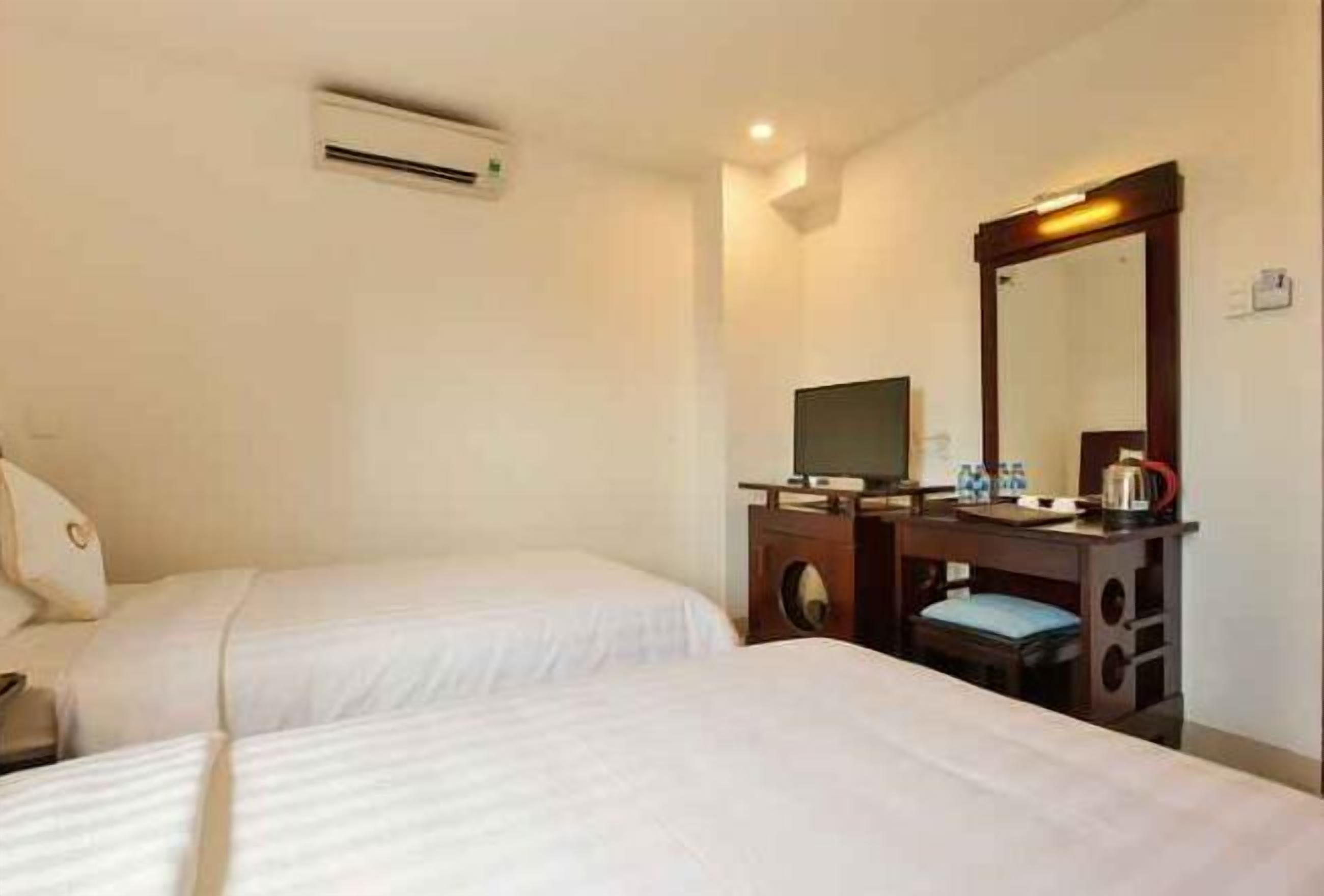 迷你吧、客房內保險箱、免  費無線上網