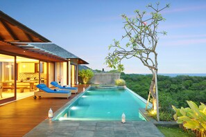 Family Villa, 3 Bedrooms | Private pool - Ocean View Hotman Paris VII (Kutuh)