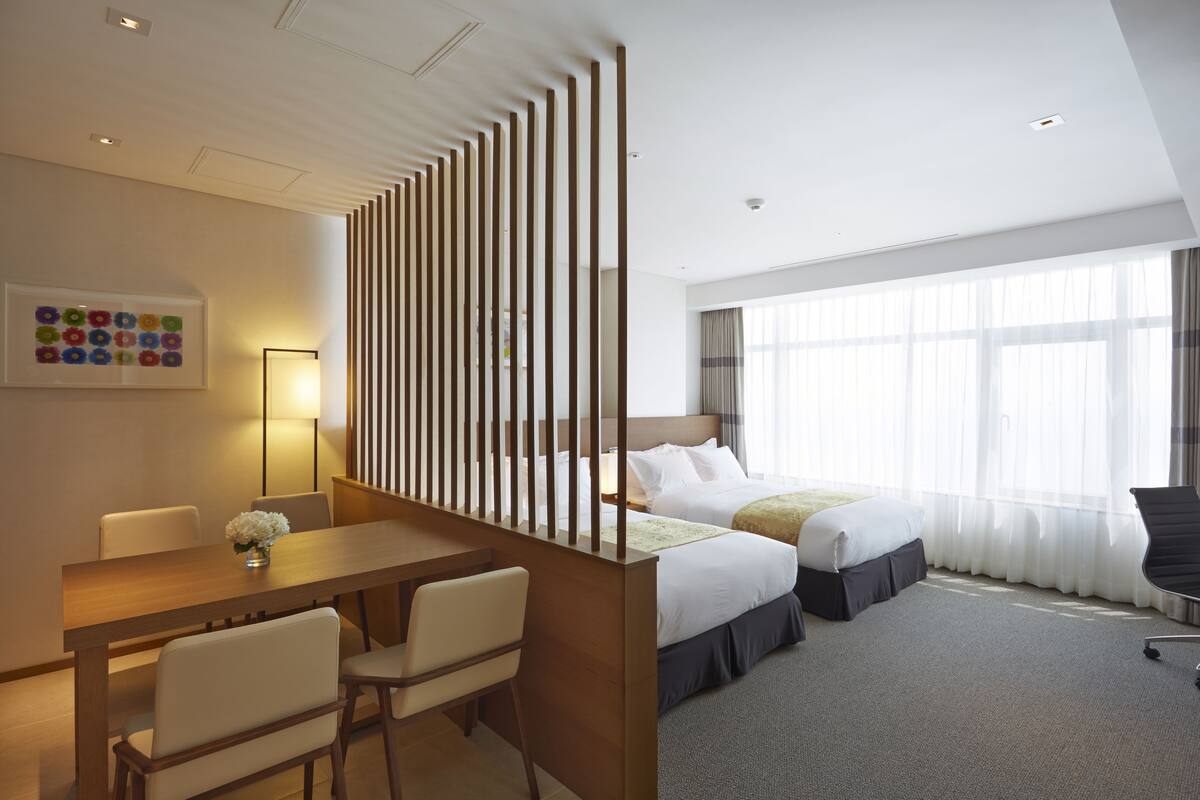 Family Suite, Ocean View | Desk