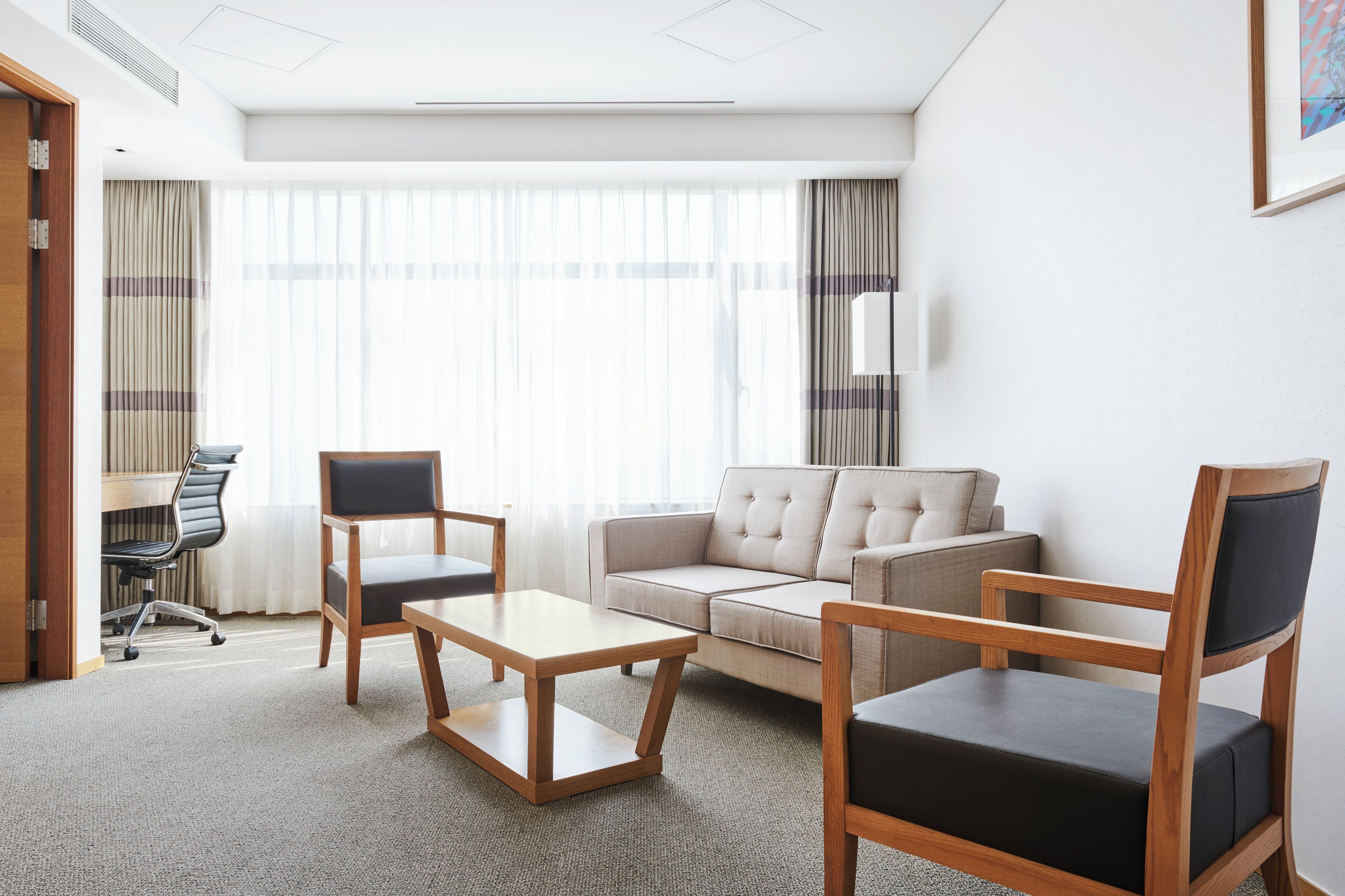 corner suite, ocean view | 1 bedroom, desk