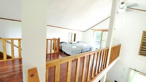 Nhà (Private Vacation Home) | Giường phụ