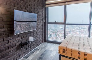 Studio | Desk, iron/ironing board, free WiFi, bed sheets - Dumankaya Ikon 38 Floor Studio A (Istanbul)