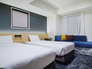 Standard Twin Room, Non Smoking | In-room safe, laptop workspace, iron/ironing board, free WiFi