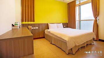 Comfort Double Room, Non Smoking, City View | Desk, blackout drapes, soundproofing, free WiFi