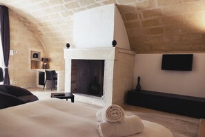 Superior-suite - 1 queensize-seng | 1 soveværelse, premium-sengetøj, dundyner, minibar