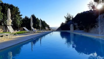 Piscina stagionale all'aperto