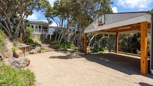 Unclassified image, 4 of 15, button - Harleian Beach House (Blairgowrie)