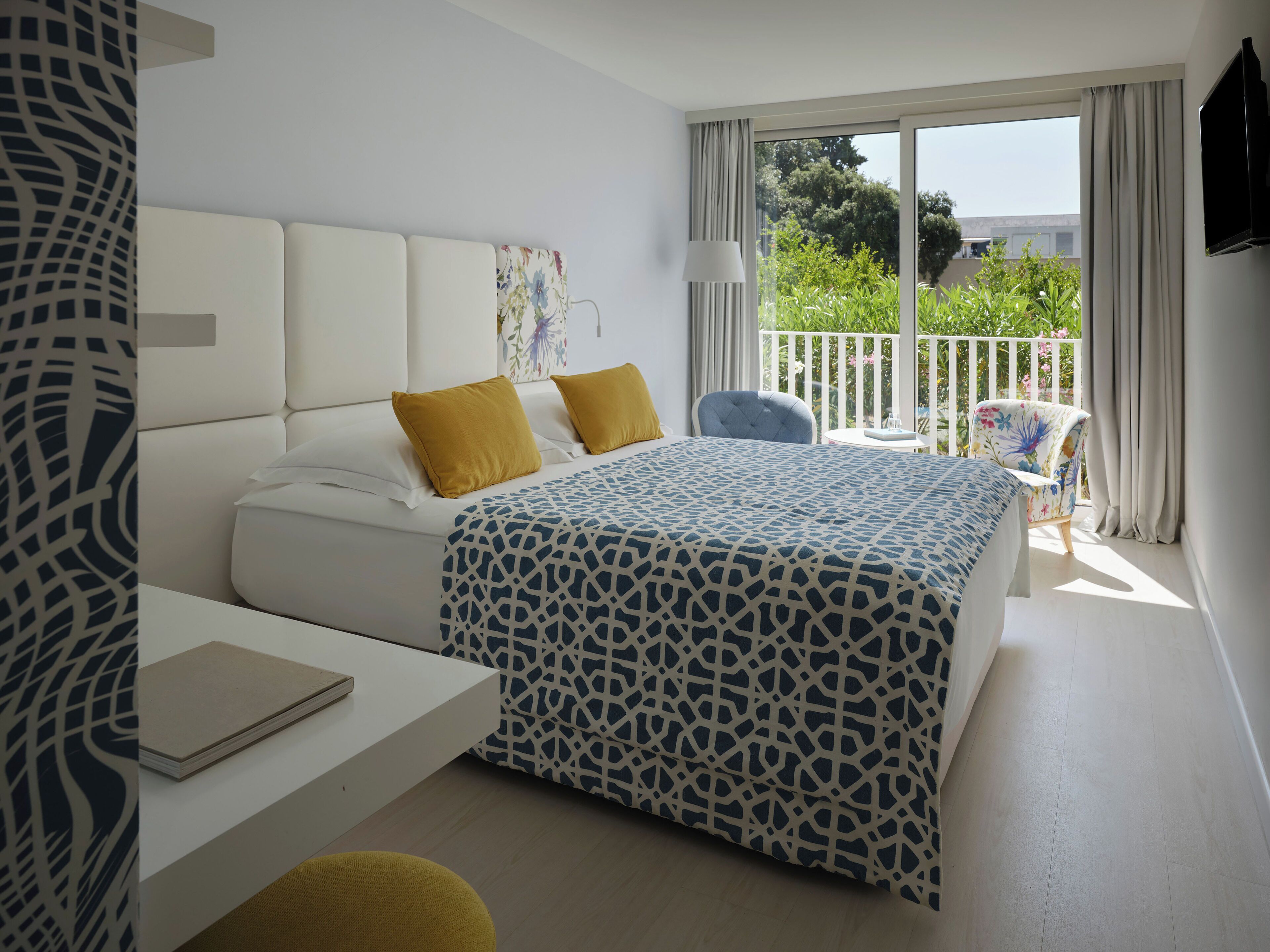 In-room safe, desk, free cribs/infant beds, free WiFi