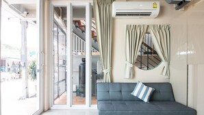 Ảnh chưa phân loại, 4 trong số 99 ảnh, nút