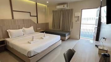 Caja de seguridad en la habitación y decoración personalizada