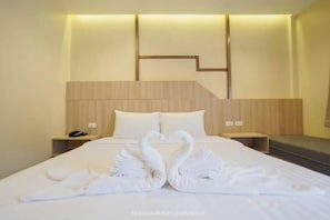 Deluxe Double Room | In-room safe, individually decorated, individually furnished, desk