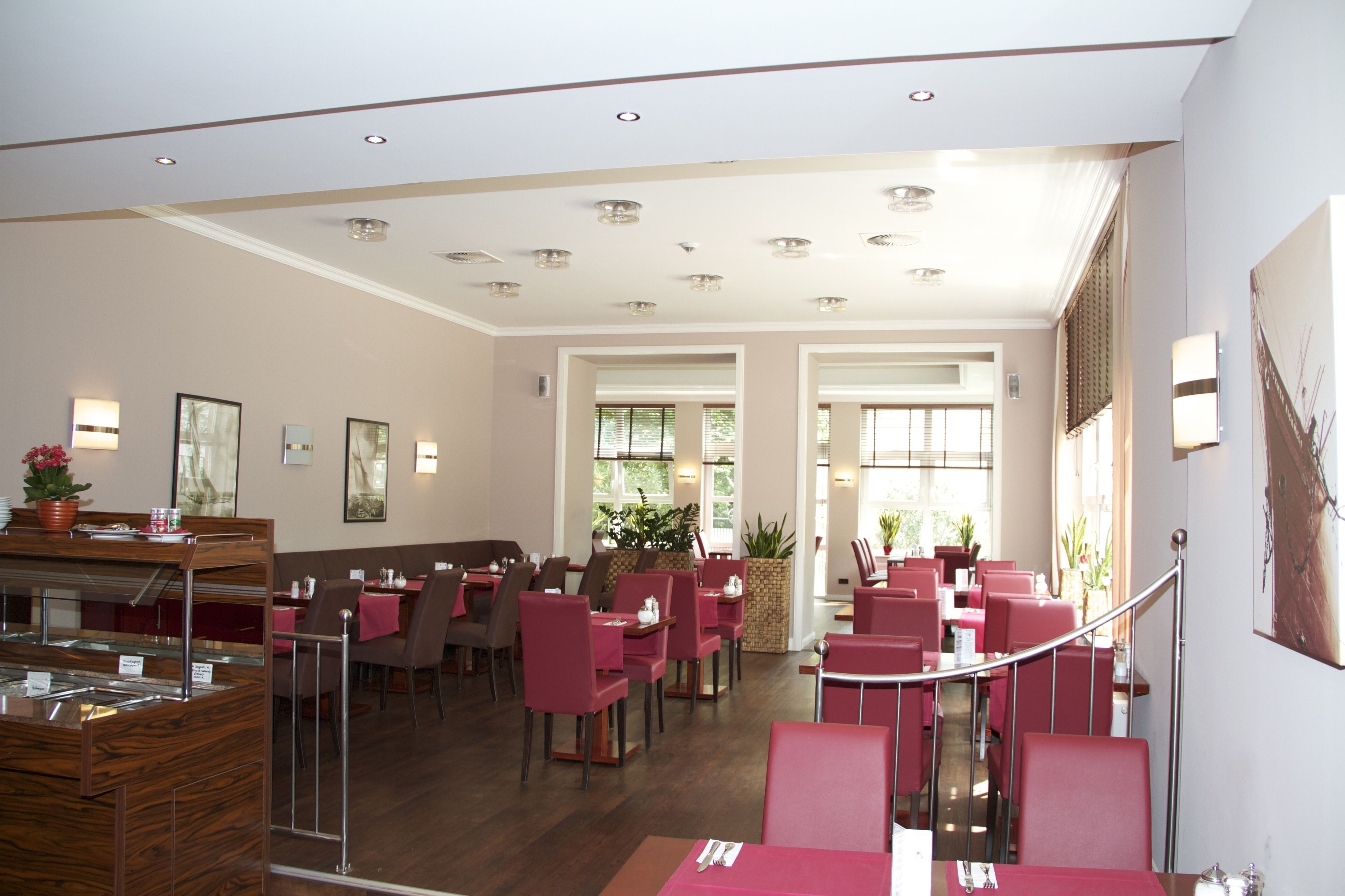 daily continental breakfast (eur 10.50 per person)