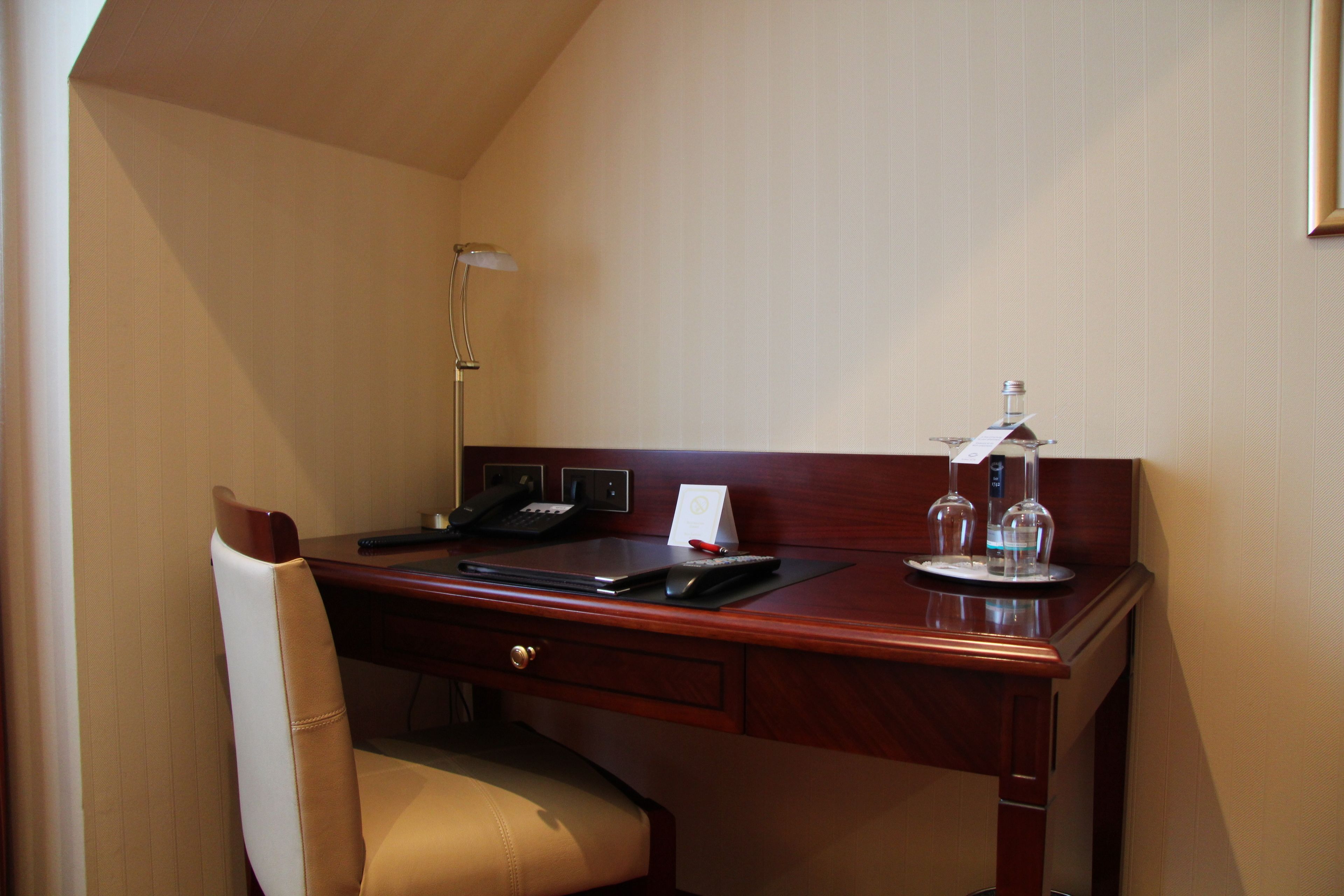 superior double room | room amenity