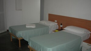 Double or Twin Room, Shared Bathroom | WiFi (free), bed sheets - Sirena (Vercurago)
