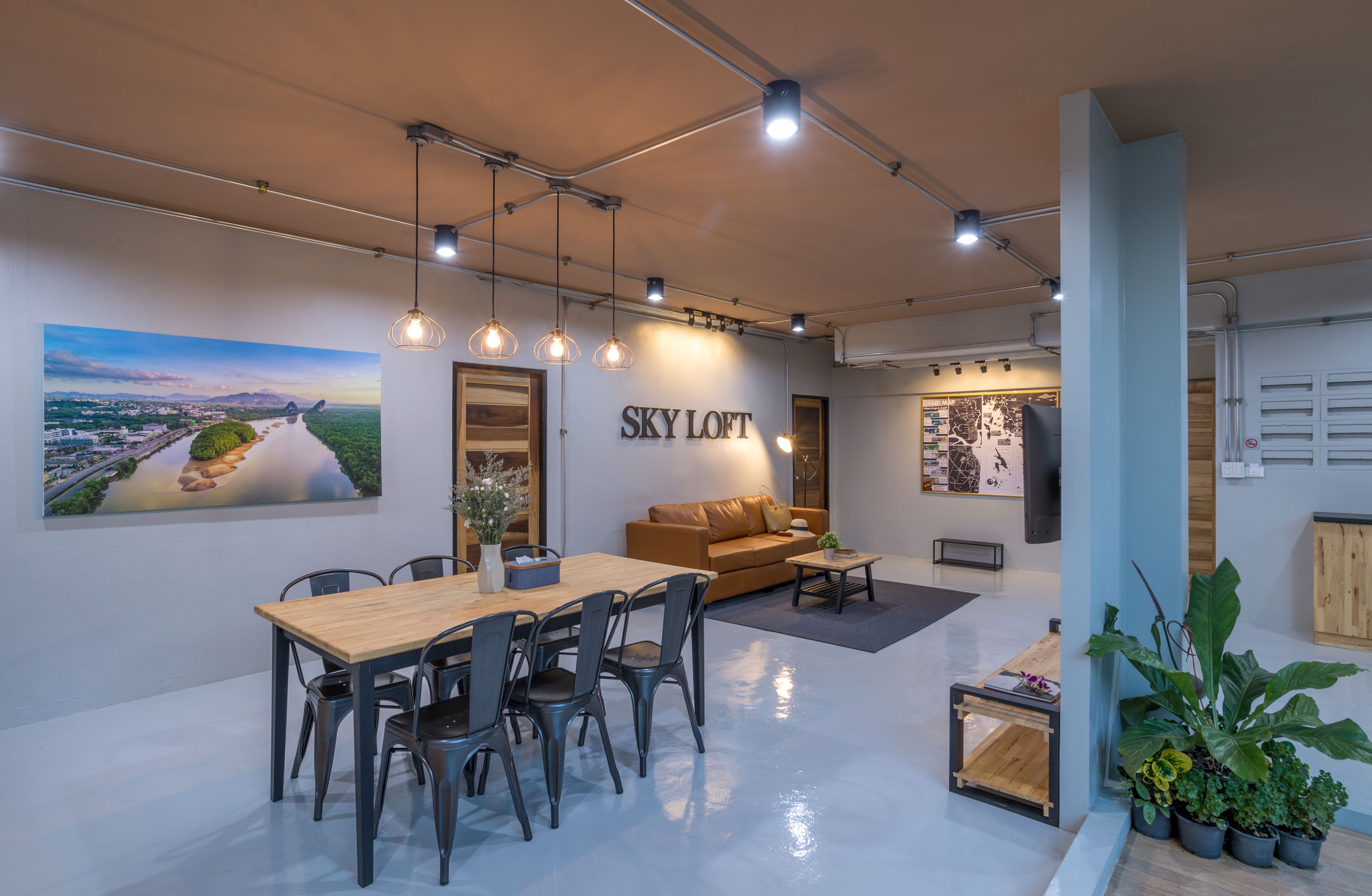 2 Bedrooms Apartment | Área de estar | Smart TV