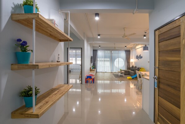 2 Bedrooms Apartment with Sofa Bed | 2 bedrooms, desk, blackout drapes, free WiFi - Otter House (Krabi)