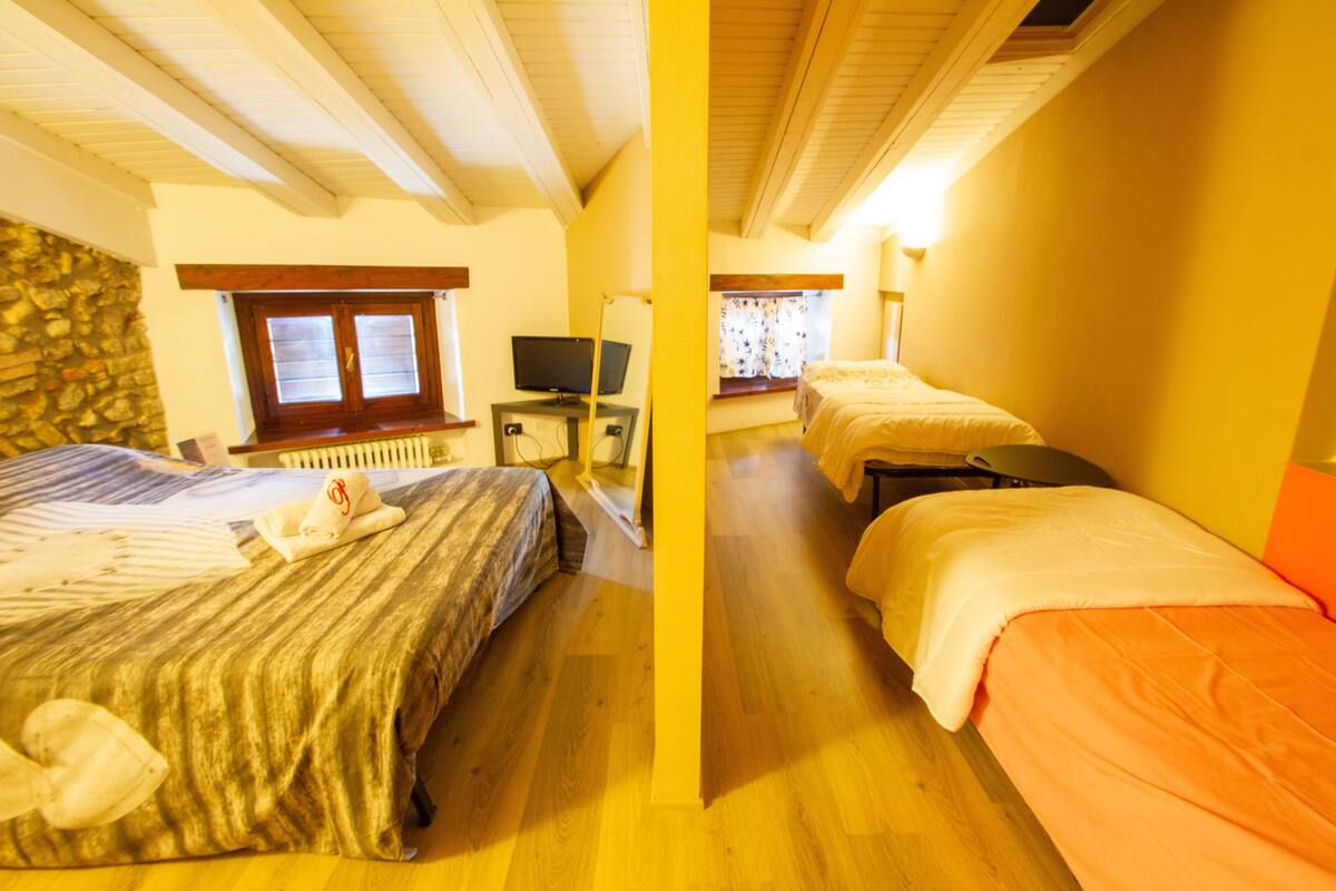 Habitación Deluxe | Wifi gratis y ropa de cama