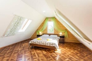 Comfort dubbelrum eller tvåbäddsrum | Strykjärn/strykbräda, gratis wi-fi och sängkläder