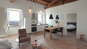 Appartement, 2 chambres | Salle de séjour