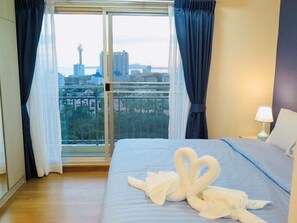 Deluxe Room | Desk, blackout curtains, free WiFi, bed sheets - Supalai Mare Pattaya Condo Sea View by Dome (Pattaya)