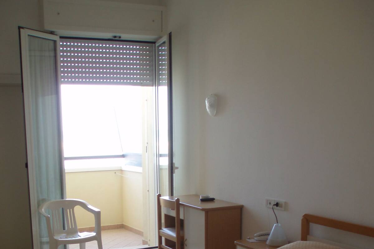 In-room safe, desk, free WiFi, bed sheets