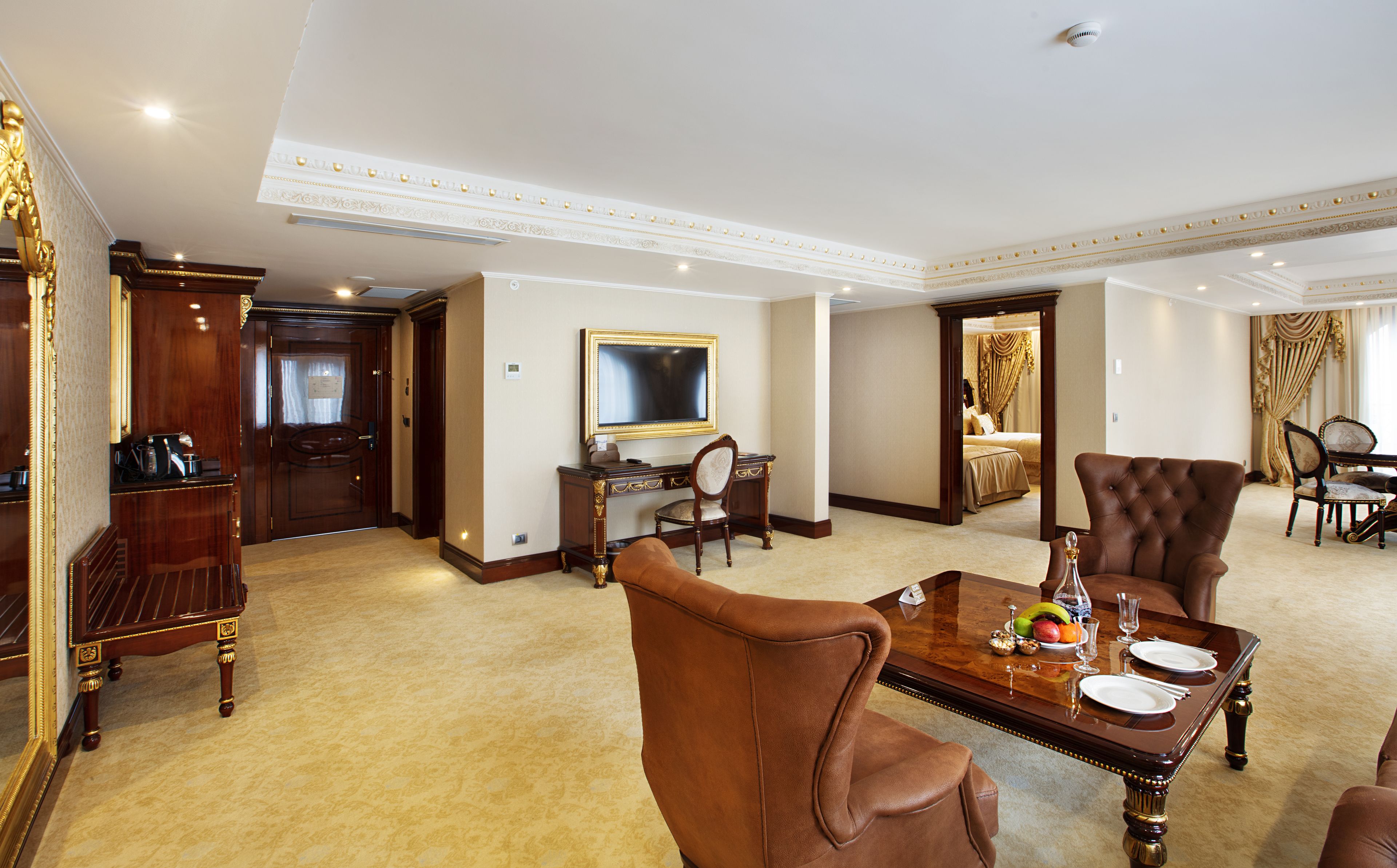 royal suite (family) | 1 bedroom, premium bedding, minibar, in-room safe