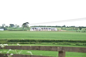 Property grounds - Bamflatt Farm B&B (Strathaven)