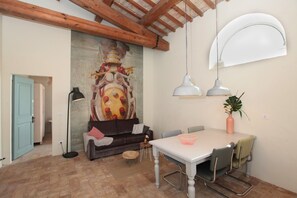 Appartement, 2 chambres | Coin séjour