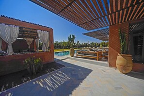 Outdoor pool - Palais Sohan (Oulad Hassoune)