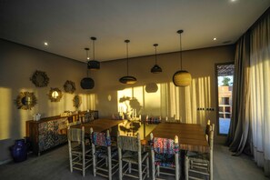 Lobby sitting area - Palais Sohan (Oulad Hassoune)