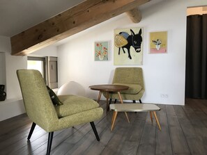 Dúplex superior, bany privat, vistes al parc